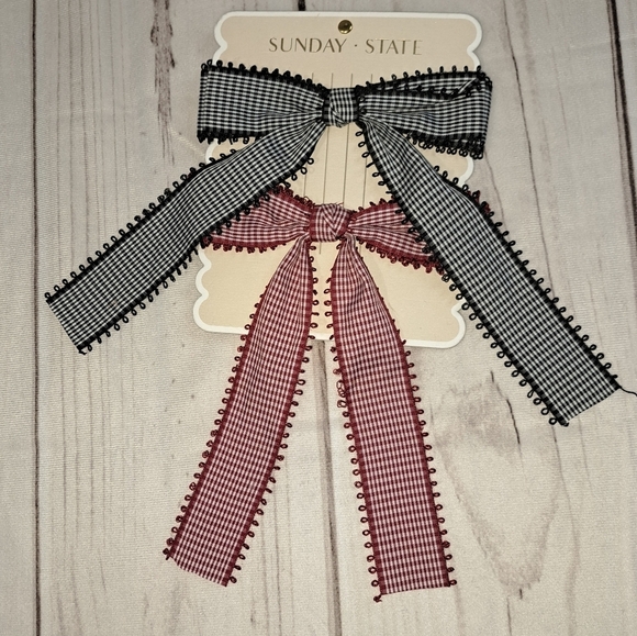 Sunday State Ribbon Hair Clips - Picture 1 of 4